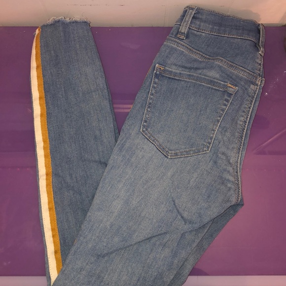 Garage jeans with yellow and white stripe💛🤍 - Picture 3 of 3